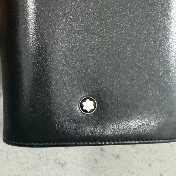 MONTBLANC Photo Book - Picture 5 of 7